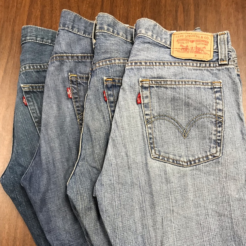 Levi’s 4 pair of denim jeans 33 x 34